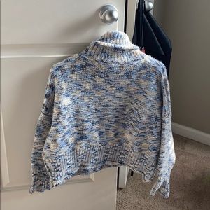 oversized cropped sweater